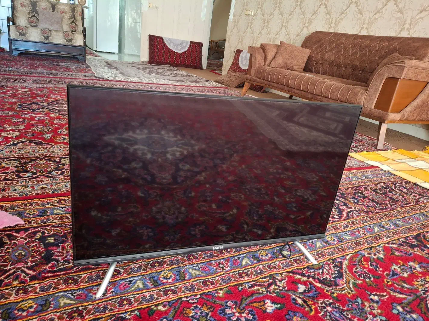 تلویزیون ۳۲ اینچ یونیوا مدل Class|تلویزیون و پروژکتور|بروجرد, |دیوار