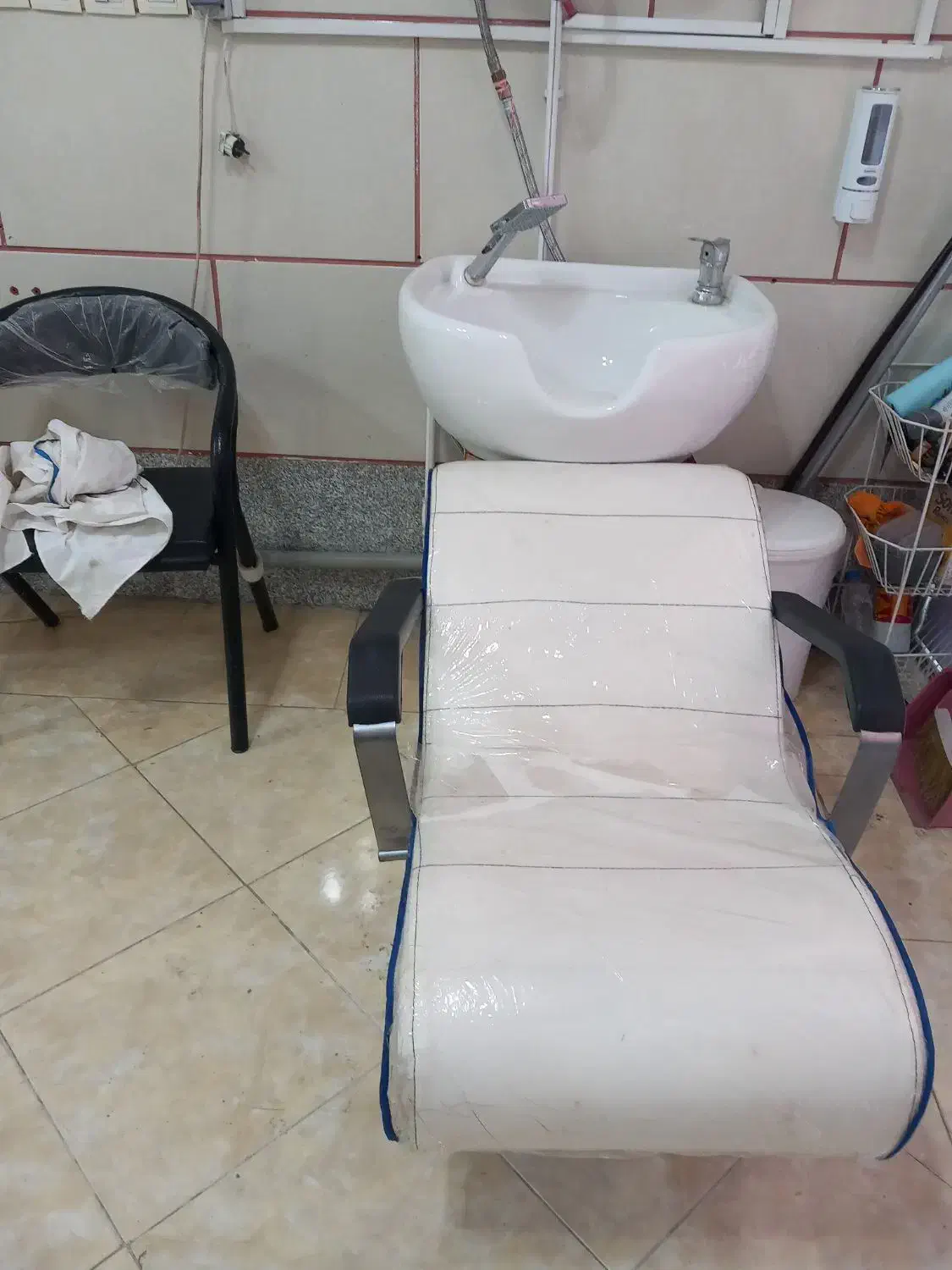 لوازم سالن زیبایی بانوان|آرایشگاه و سالنهای زیبایی|کرمانشاه, |دیوار