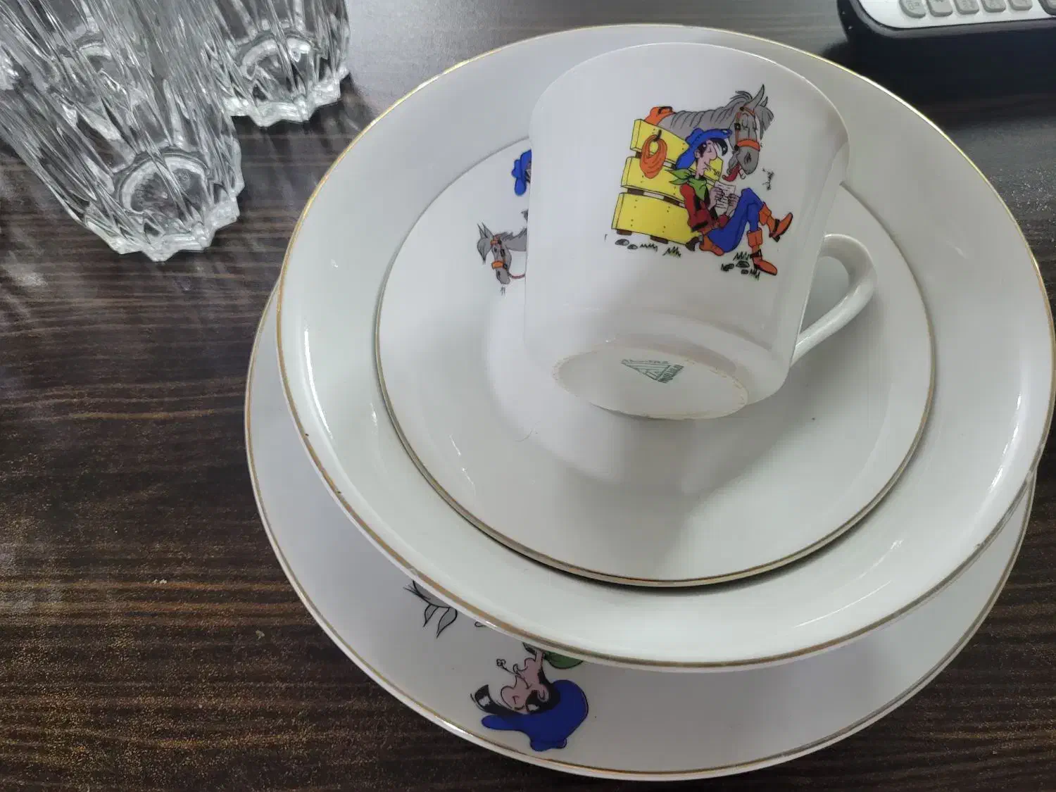 ظرف|سرویس روتختی|مشهد, مشکینی (شهرک غرب)|دیوار