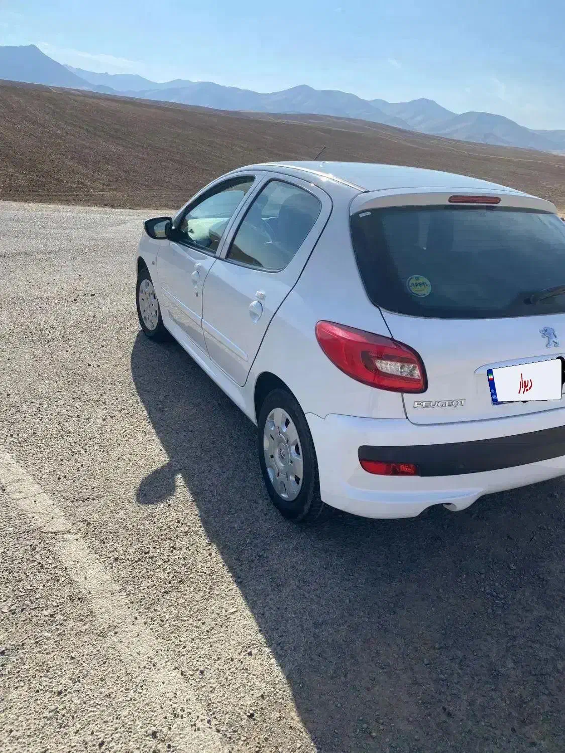 پژو۲۰۷|خودرو سواری و وانت|سنقر, |دیوار