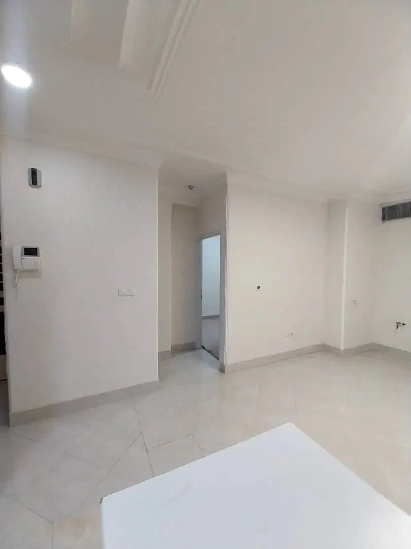 یکخواب ملکی بر خیابان مولانا کم واحد|فروش آپارتمان|صدرا-فارس, فاز ۱|دیوار