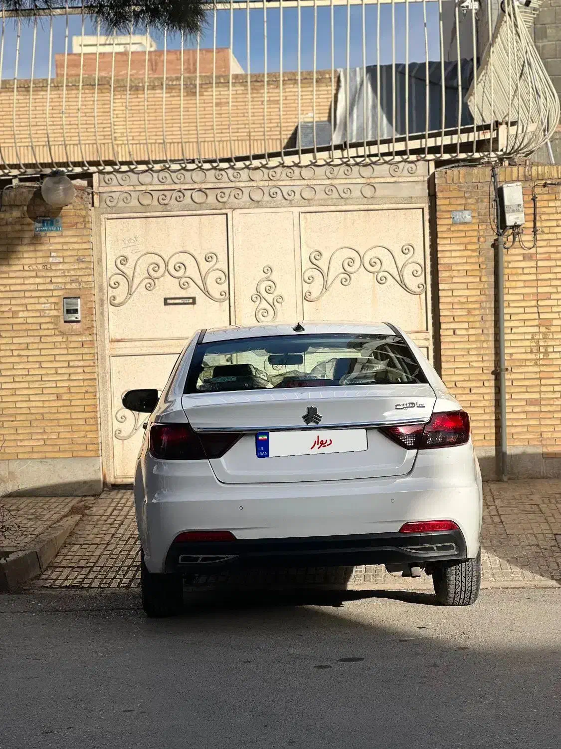 شاهین اتومات ۴۰۳ نو|خودرو سواری و وانت|شاهین‌شهر, اقبال لاهوری|دیوار