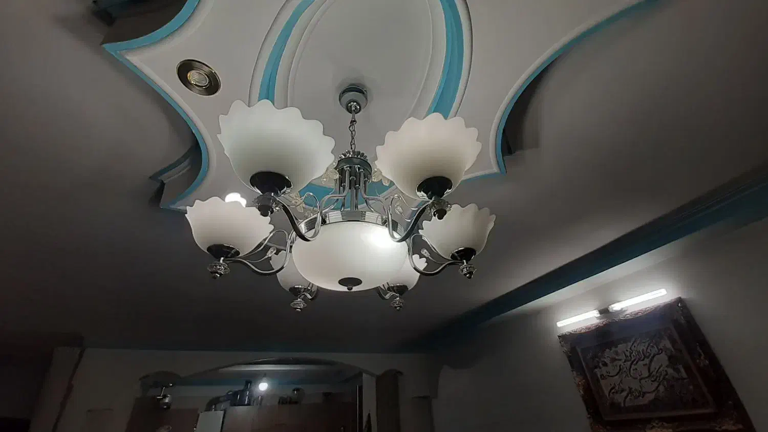 لوستر|لوستر و چراغ آویز|قرچک, مهدیه|دیوار