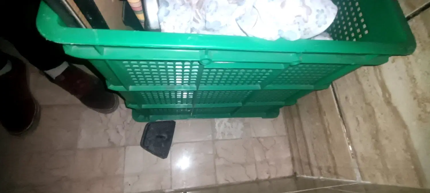 سبد|ظروف نگهدارنده، پلاستیکی، یکبارمصرف|فیروزآباد (فارس), |دیوار