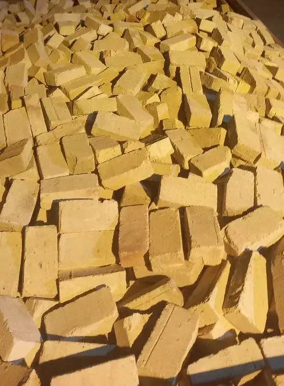 کارخانه آجر فشاری برادران صفی خانی.|مصالح و تجهیزات ساختمان|شال, |دیوار