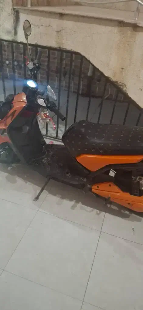 مادوسافاری مدل 1401|موتورسیکلت|کیش, |دیوار