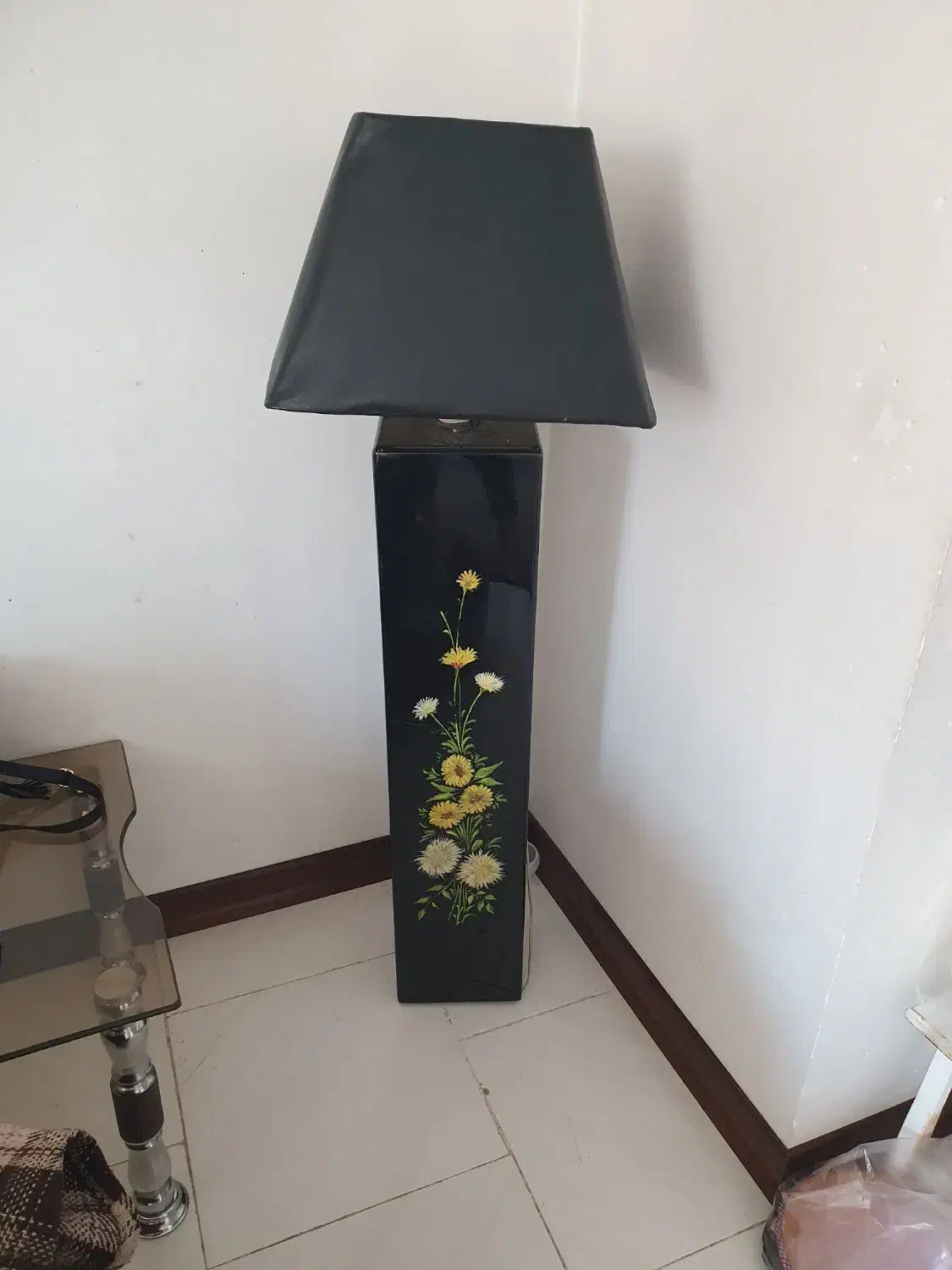 آباژور|چراغ خواب و آباژور|هشتگرد, فاز ۷ مهستان|دیوار