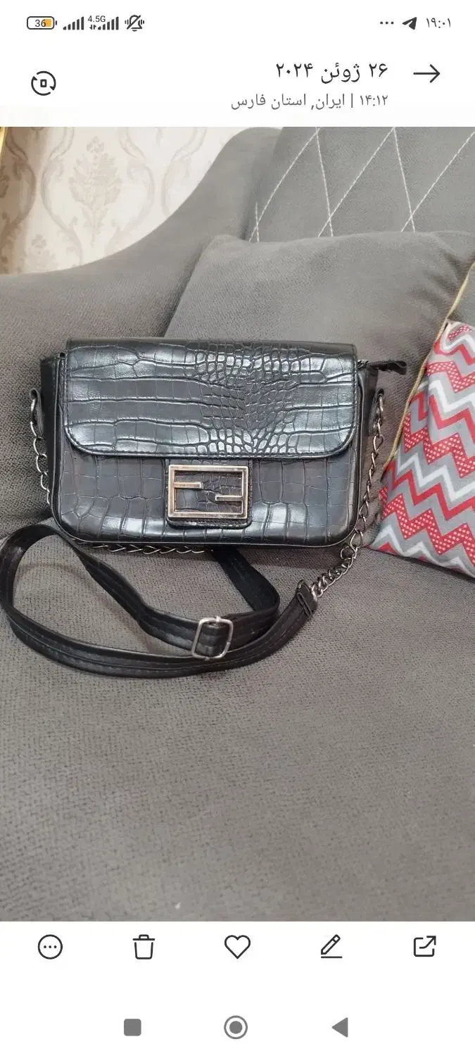 کیف وکفش|کیف، کفش، کمربند|شیراز, کوشک میدان|دیوار