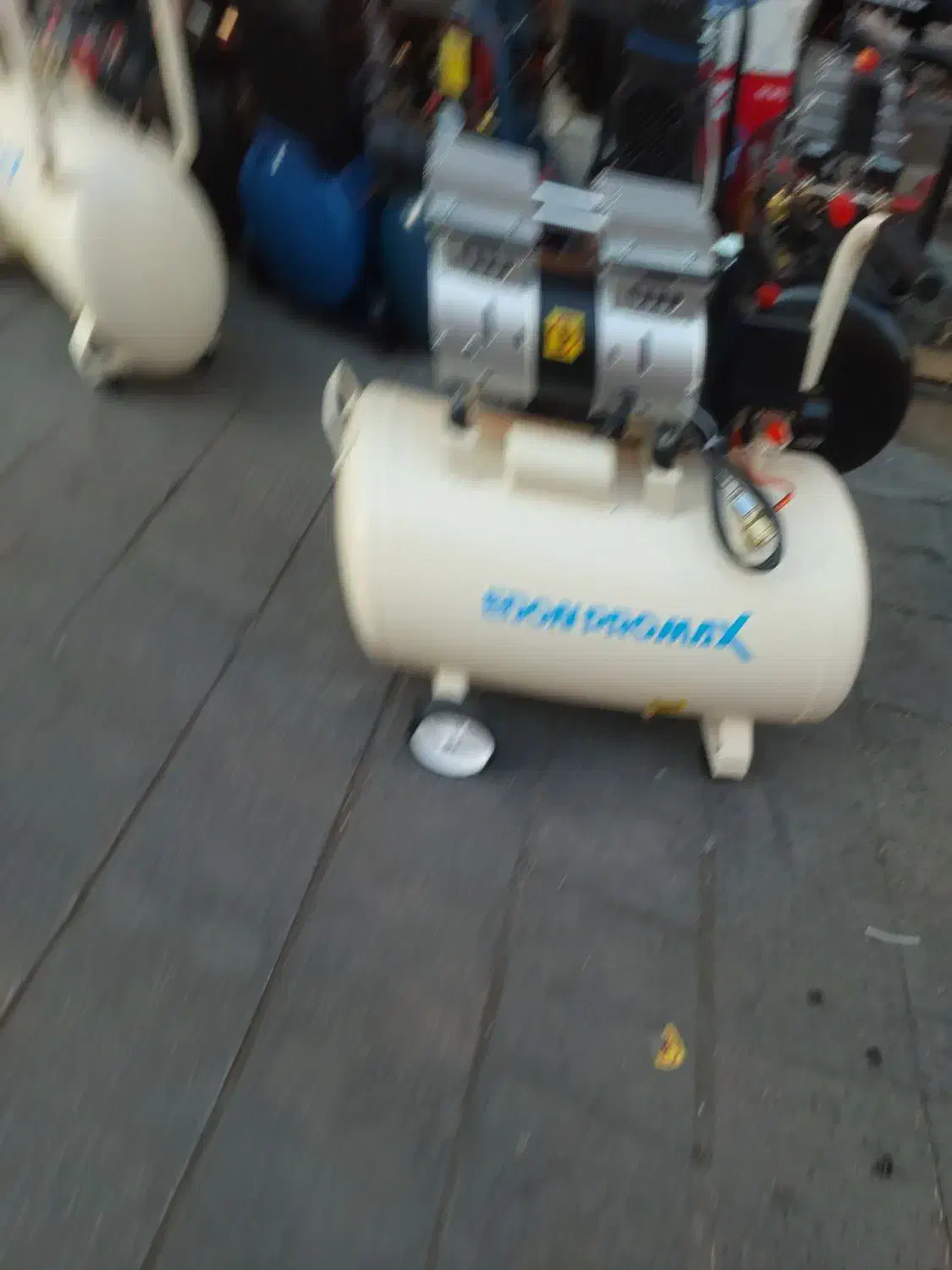 کمپرسور باد ۵۰ لیتری سایلنت ادون پرومکس موتور باد|ماشینآلات صنعتی|شیراز, بازار|دیوار