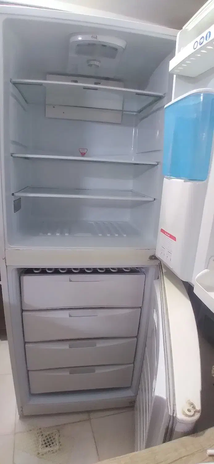 یخچال فریزر سالم و تمییز|یخچال و فریزر|دلیجان, |دیوار