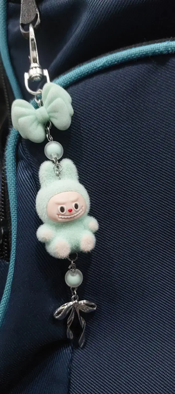 آویز های عروسک مخملی لبوبو|زیورآلات و اکسسوری|آمل, |دیوار