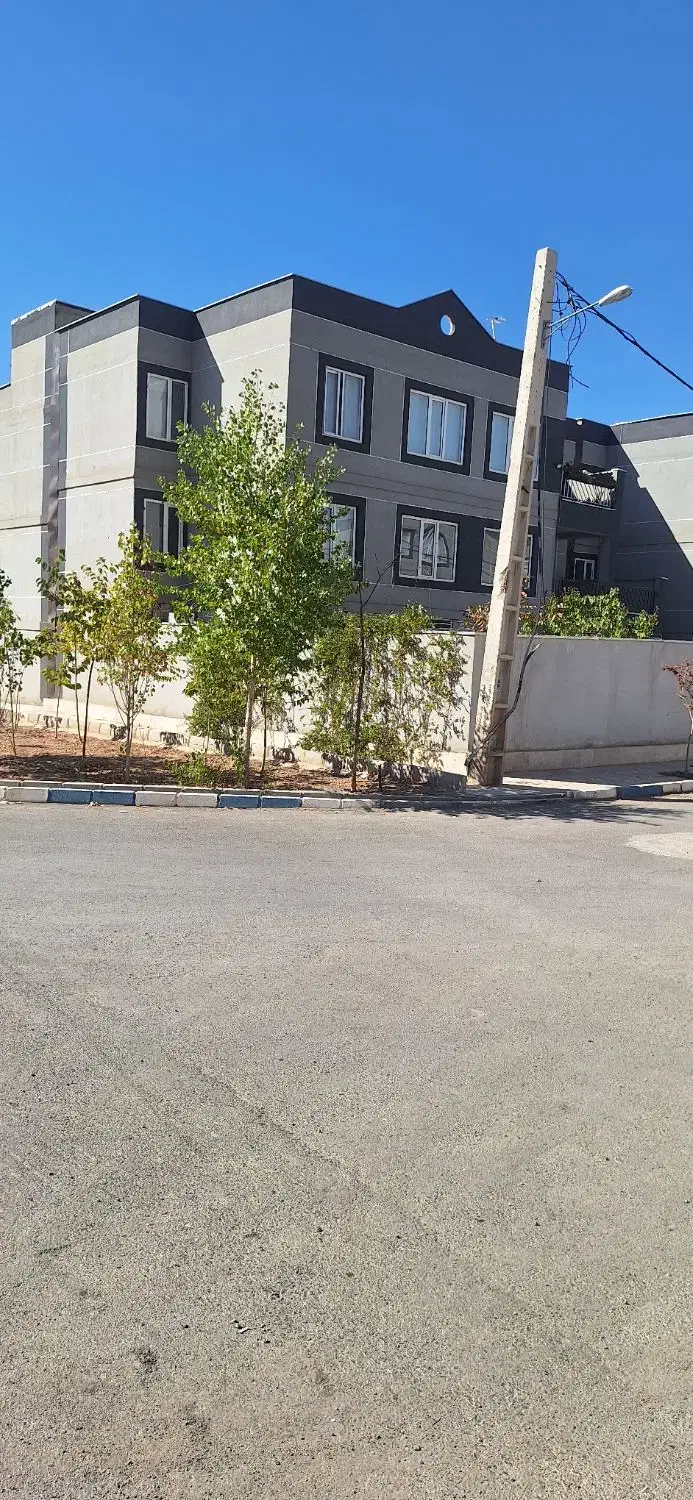 زمین اپارتمانی زیر قیمت|فروش زمین و ملک کلنگی|هشتگرد, شهرک گلها|دیوار