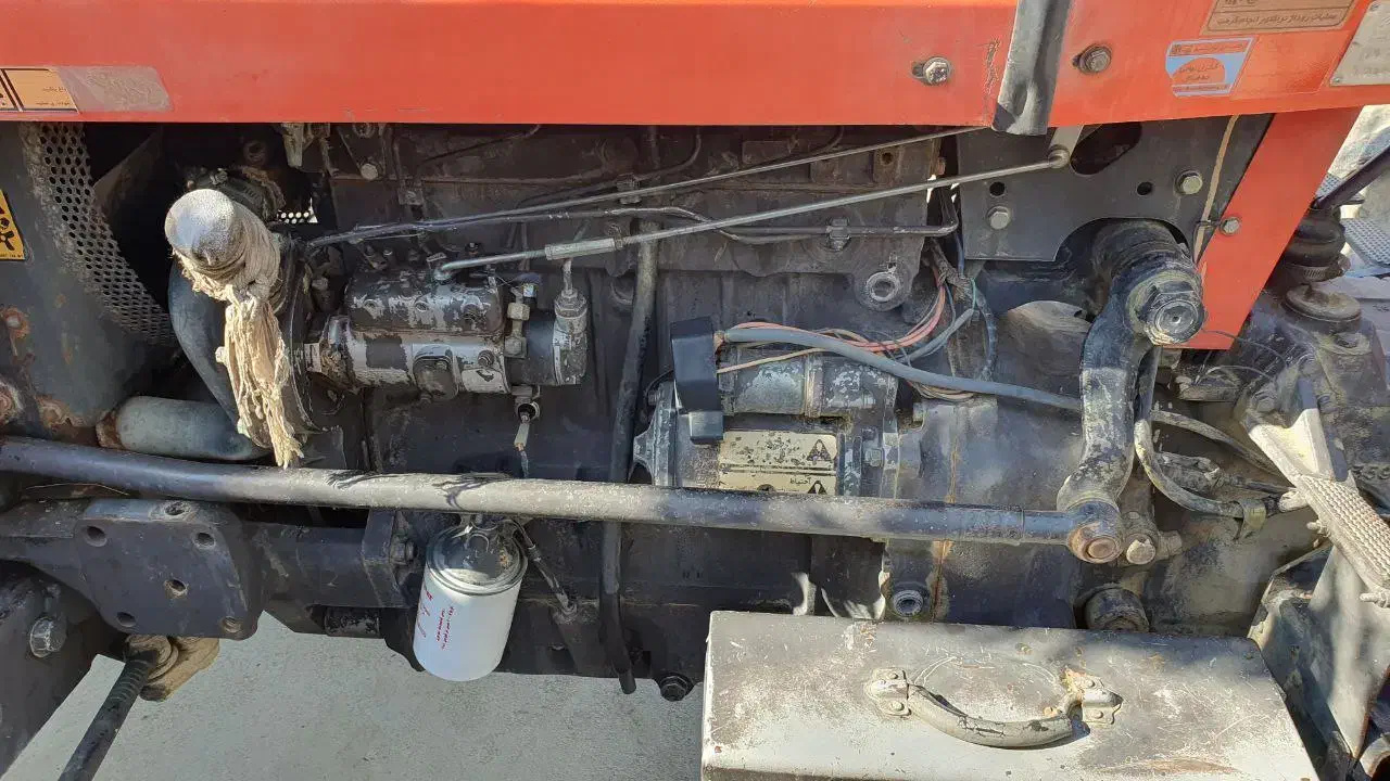 تراکتور۲۸۵درجه یک|خودرو سنگین|قلقل رود, |دیوار