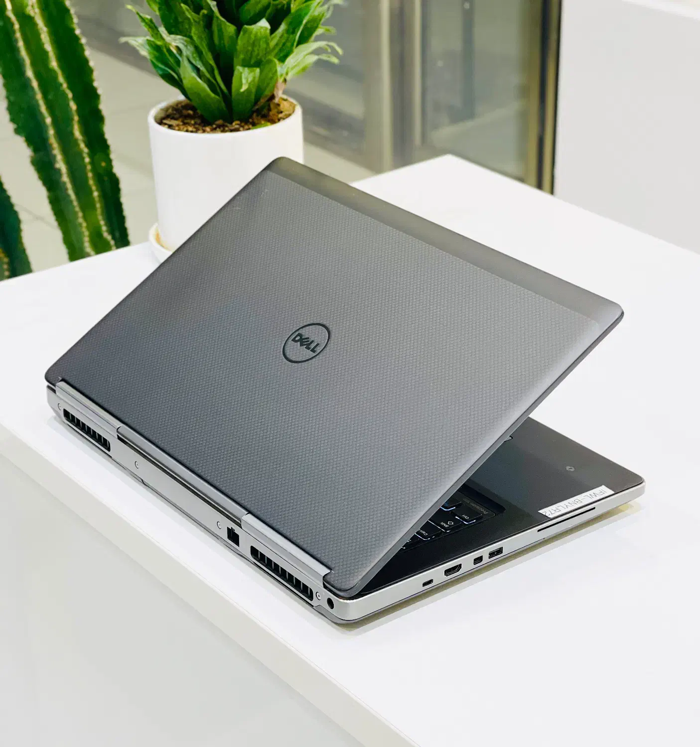 غول گیمینگ Dell 7720 کارت گرافیک 8 گیگ 17 اینچ 4K|رایانه همراه|شیراز, عفیفآباد|دیوار