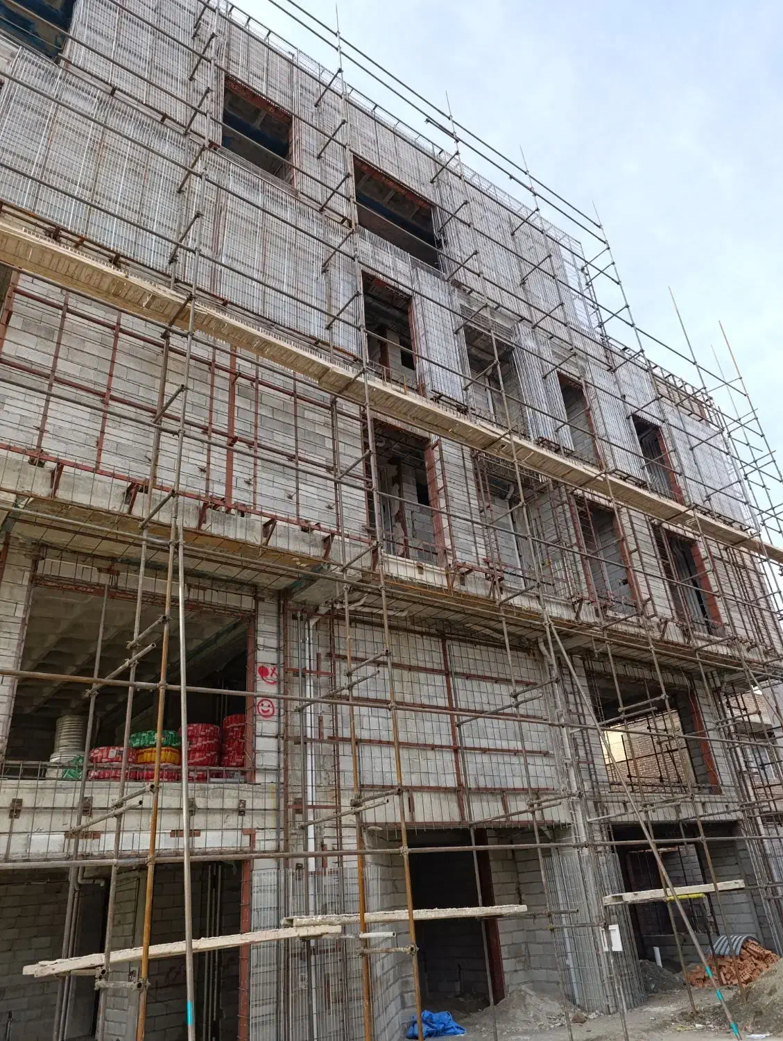 جوشکاری دکوراسیون داخلی رابیس|خدمات پیشه و مهارت|تالش, هشتپر|دیوار