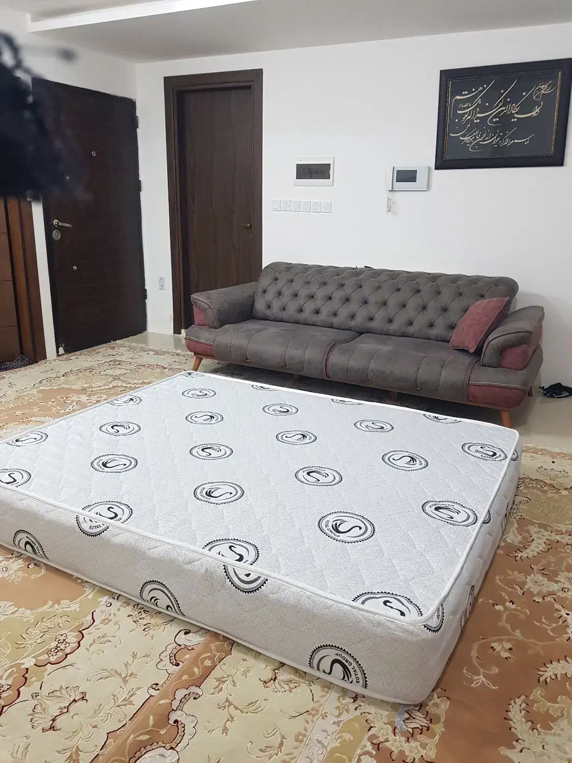 تشک طبی|تشک تختخواب|قم, بنیاد|دیوار