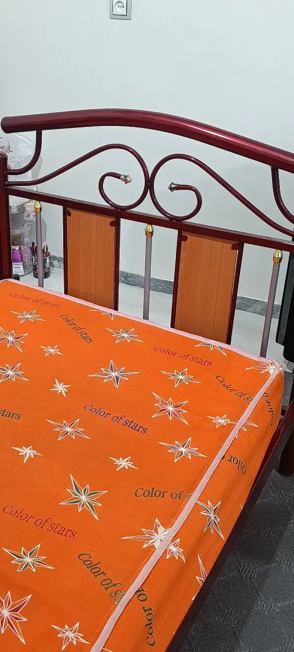 تخت خواب فلزی|تخت و سرویس خواب|اراک, |دیوار