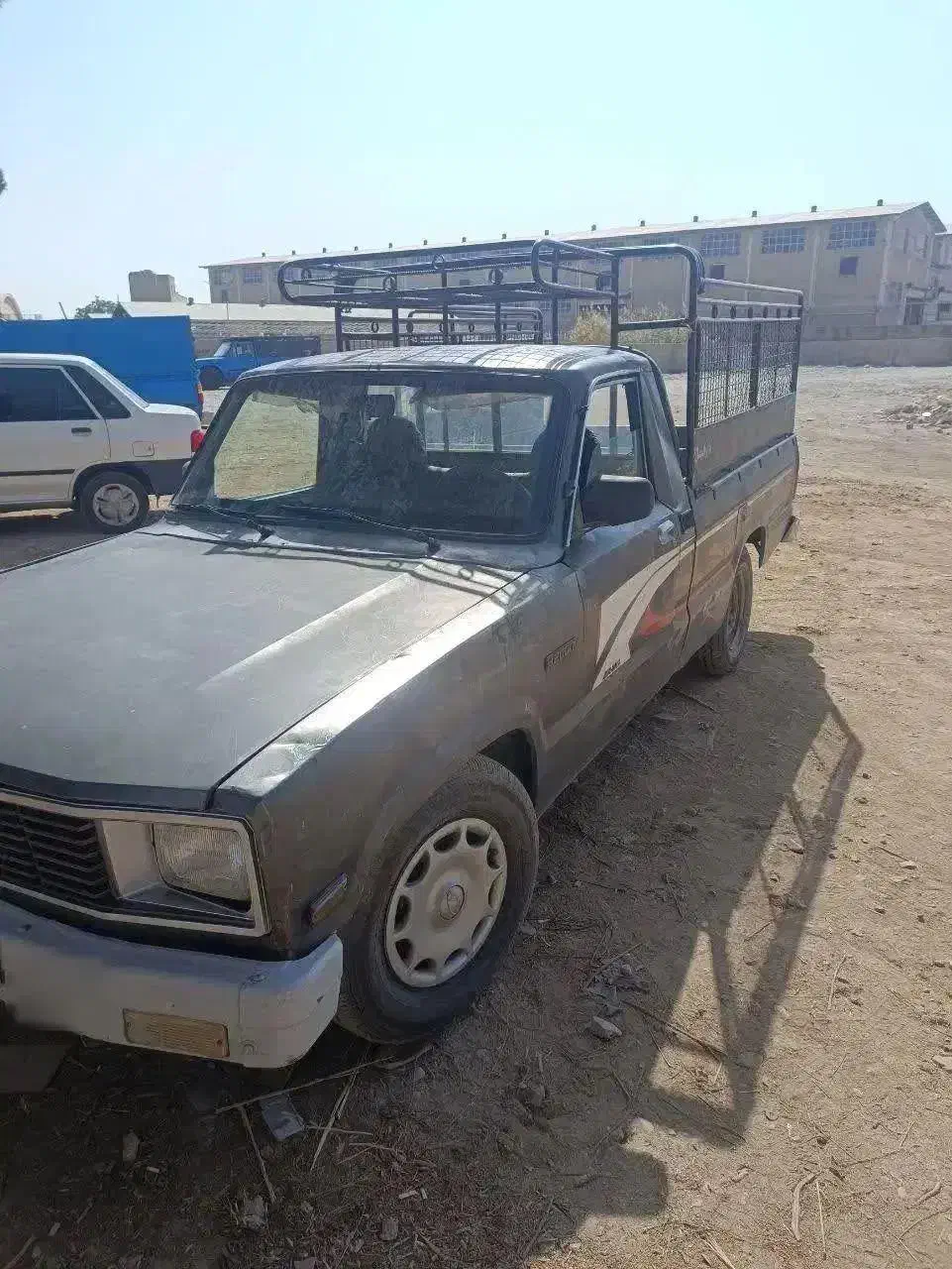 وانت مزدا ۲۰۰۰ مدل ۸۱ سلامت|خودرو سواری و وانت|قدس, شهرک فرزان|دیوار