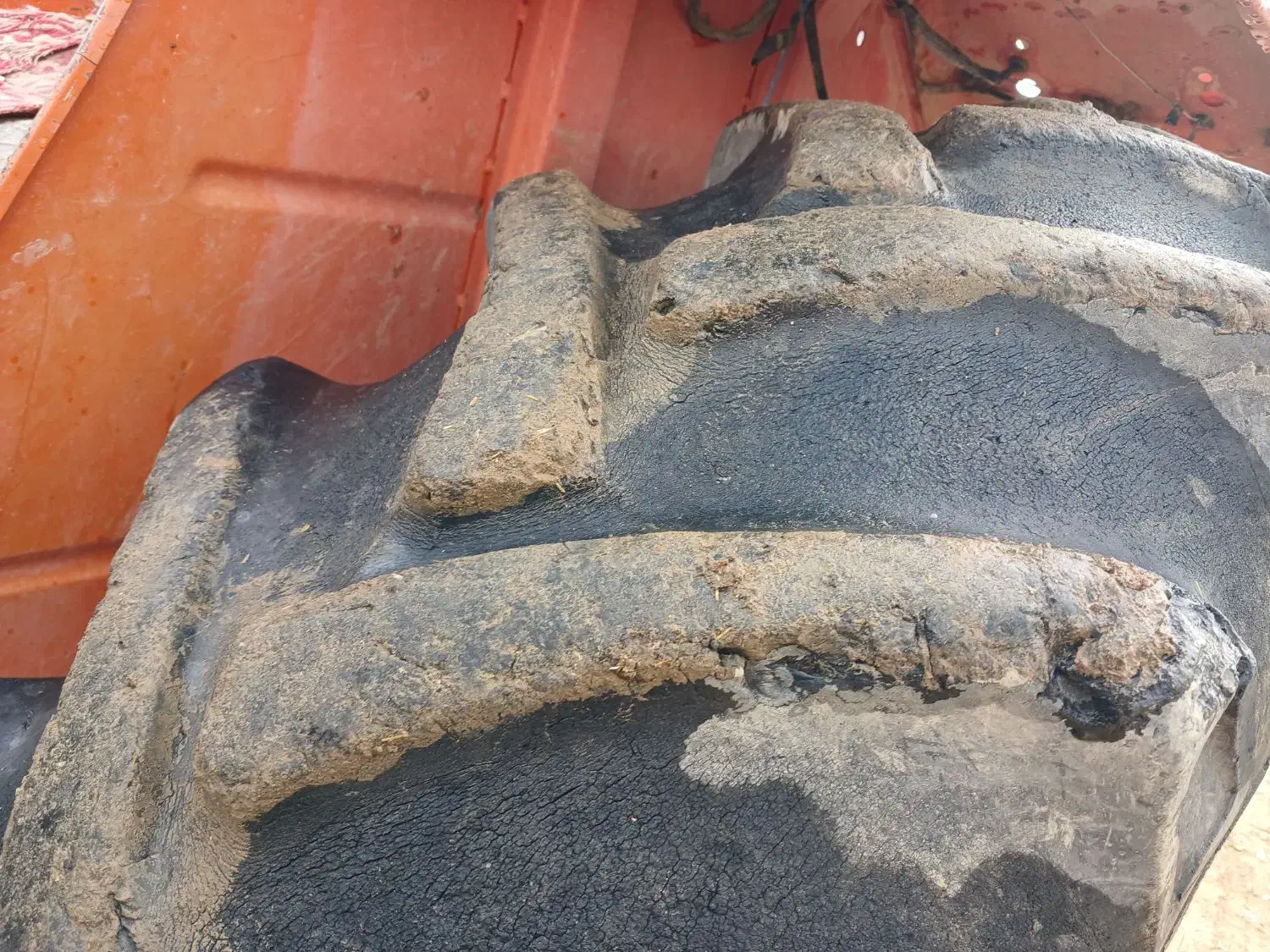 تراکتور مدل ۸۲|خودرو سنگین|نهاوند, |دیوار