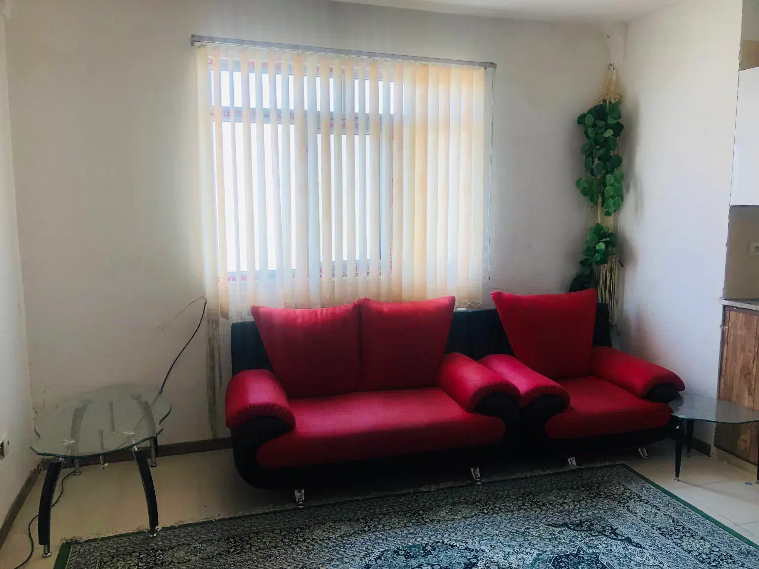 فروش وسایل منزل با کیفیت و تمیز|مبلمان خانگی و میز عسلی|دوگنبدان, |دیوار