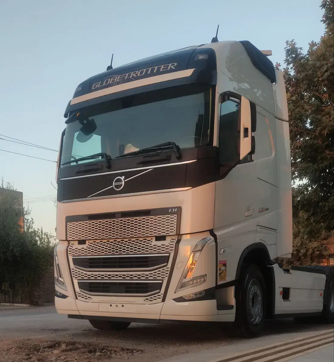 fh500 نیوفیس|خودرو سنگین|خرم‌آباد, |دیوار