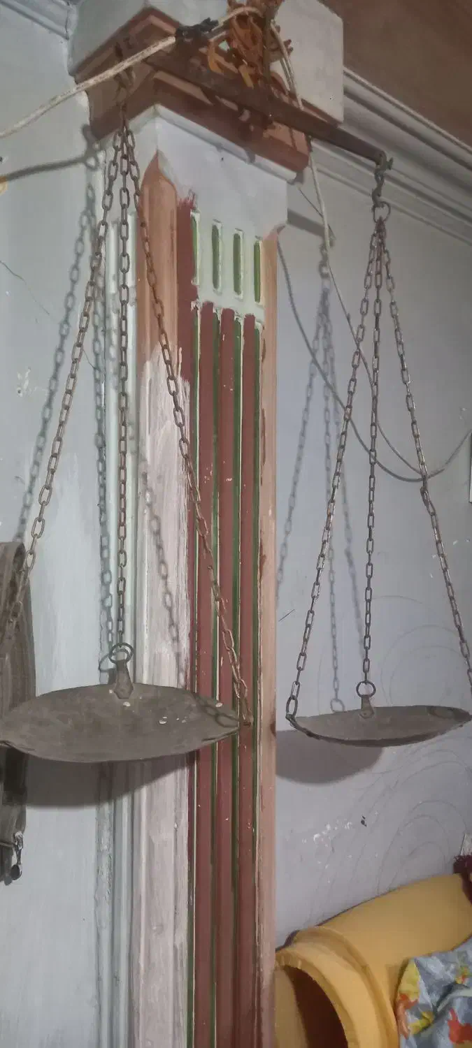 ترازوی قدیمی|کلکسیون اشیاء عتیقه|کرمانشاه, |دیوار