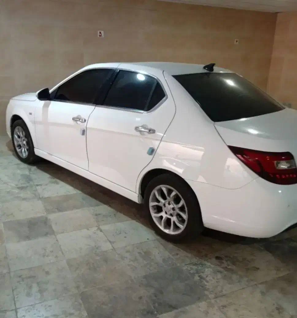 دنا پلاس ۵ دنده بورسی|خودرو سواری و وانت|مشهد, عبادی|دیوار