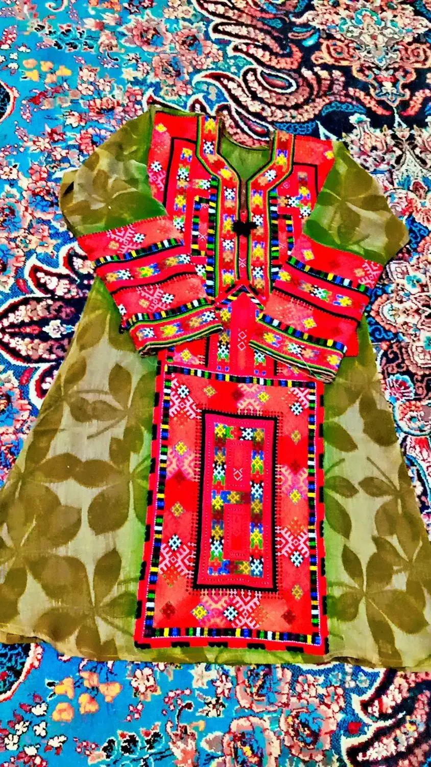 خیاطی زنانه|لباس|خاش, |دیوار