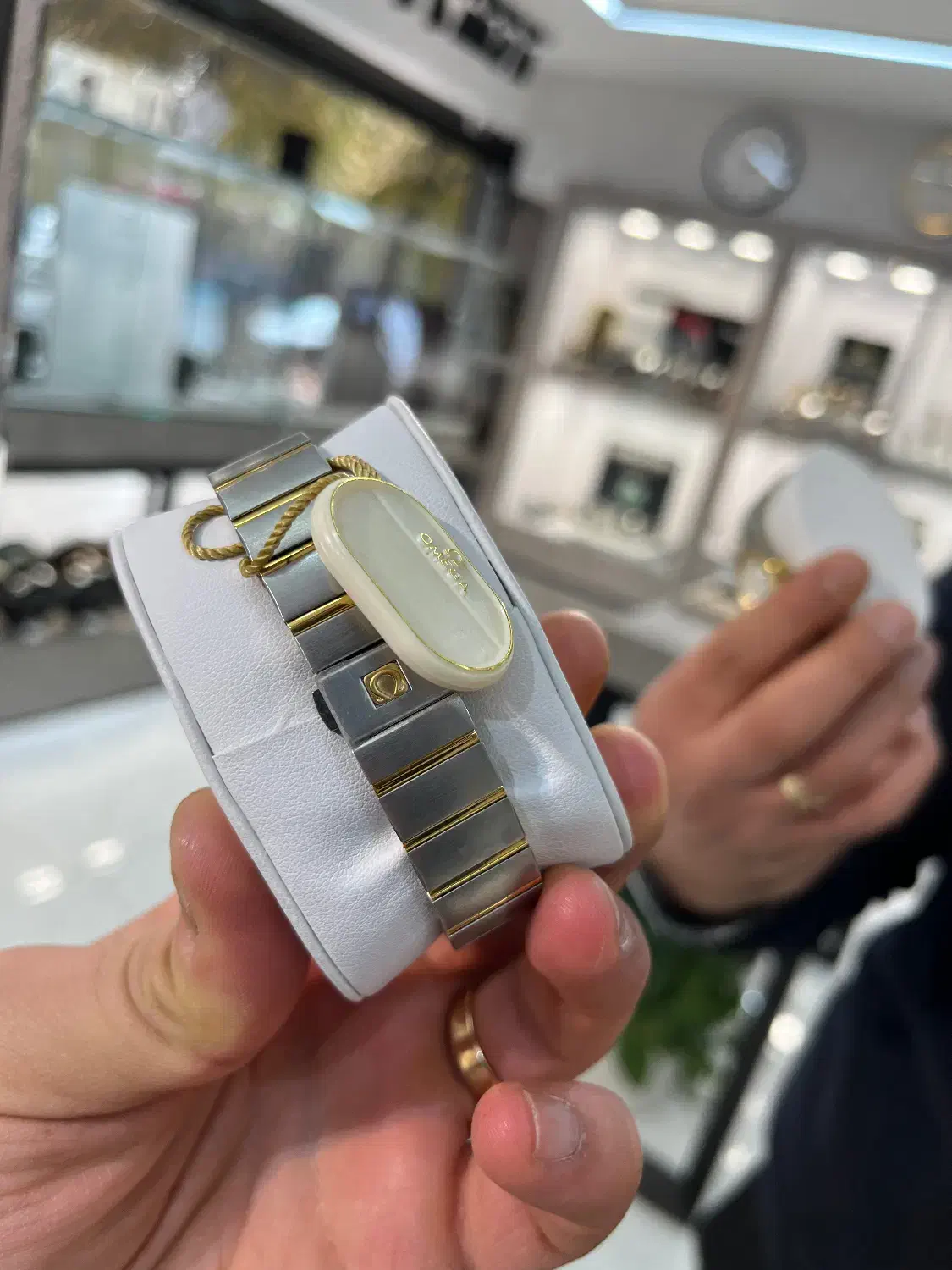 کادو روز زن کادو روز مادر ۲۰آذر/ساعت امگا زنانه|ساعت|اصفهان, فرهنگیان|دیوار