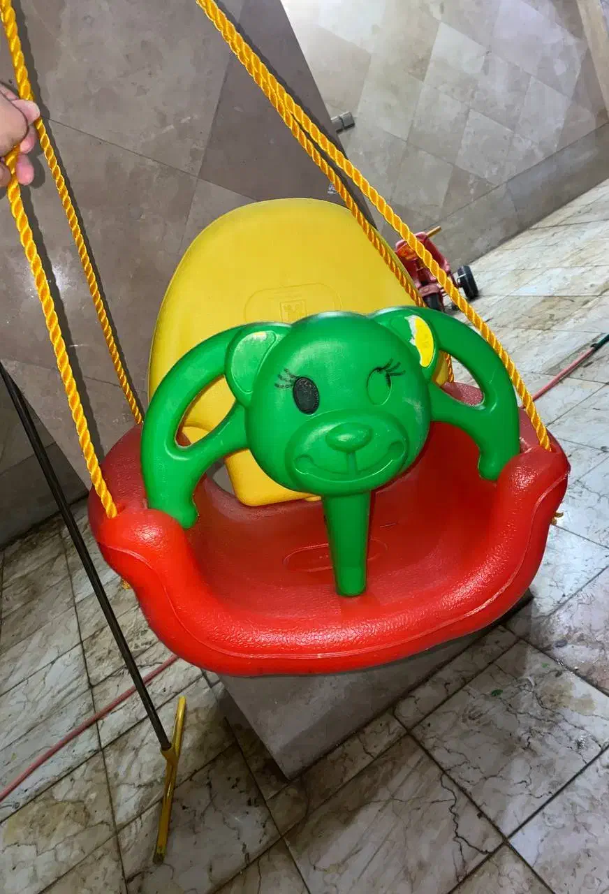 اسکوتر،تاب بچه،سه چرخه.|دوچرخه، اسکیت، اسکوتر|قم, انسجام|دیوار