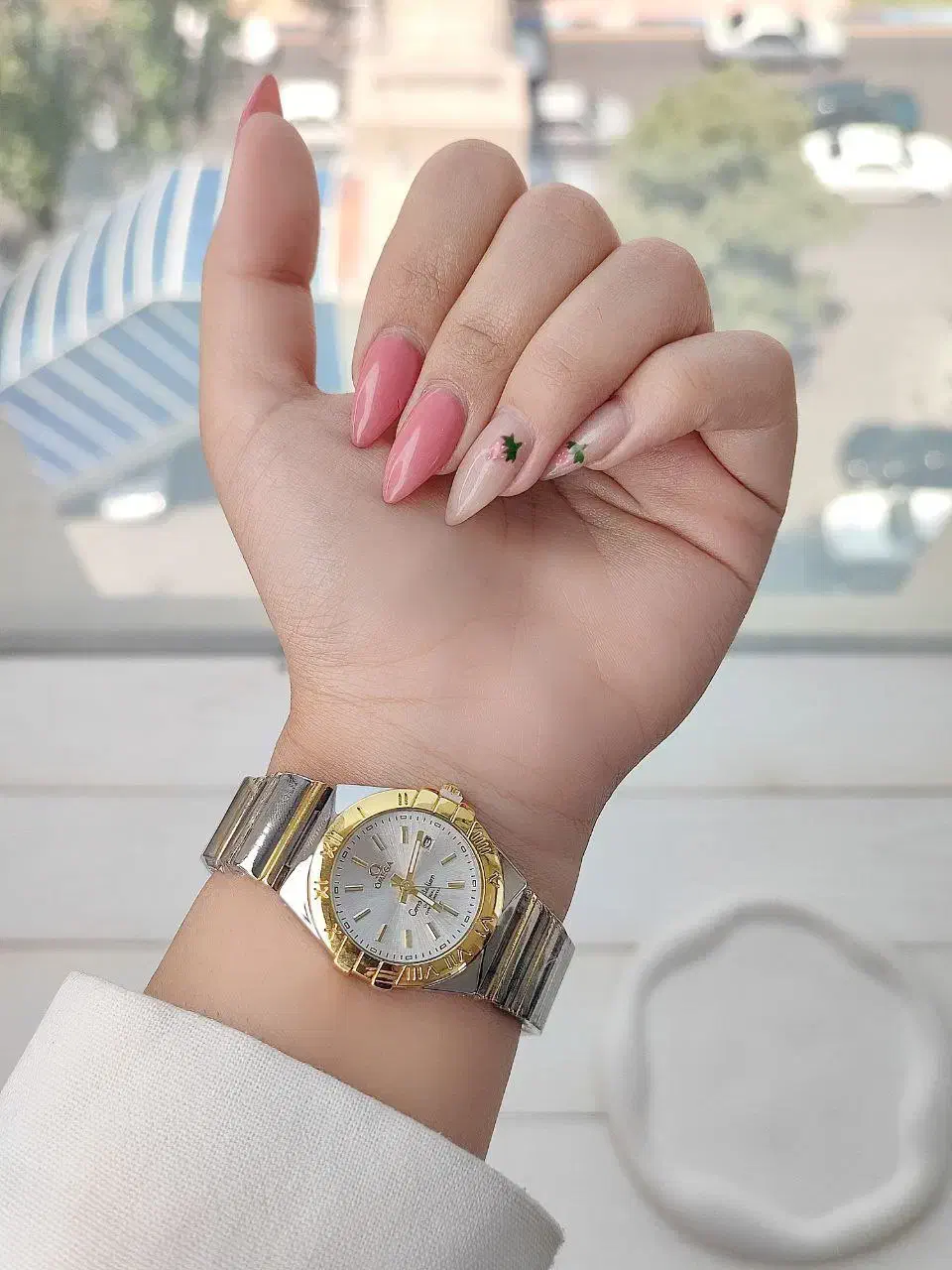 ساعت زنانه مارک امگا|ساعت|پرند, فاز ۵|دیوار