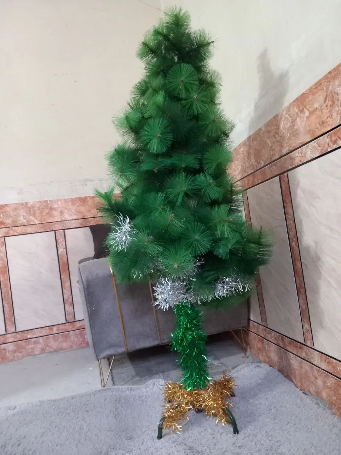 درخت کریسمس|گل مصنوعی|کارون, |دیوار