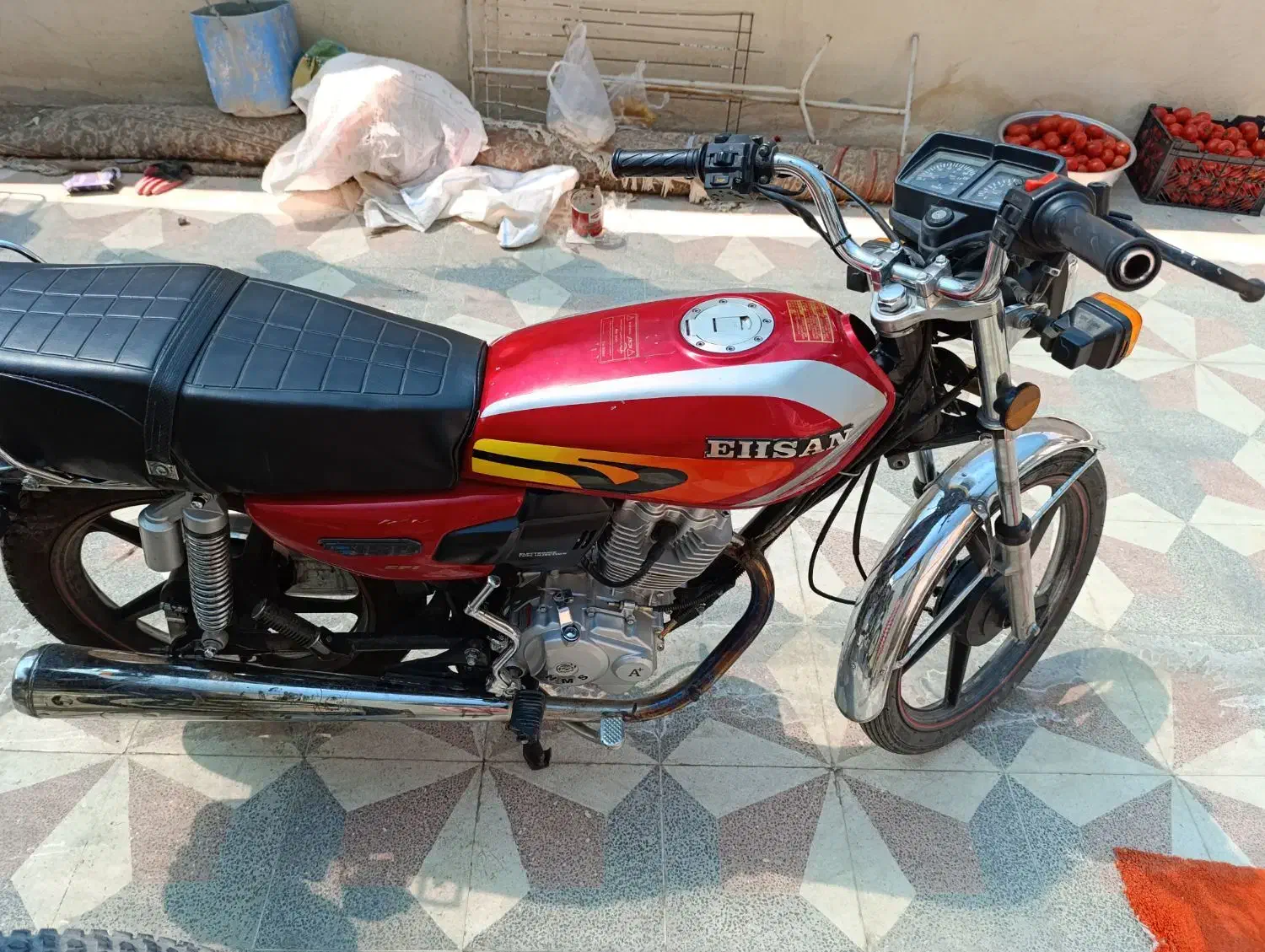 موتور 150 انژکتور|موتورسیکلت|شیراز, محراب|دیوار