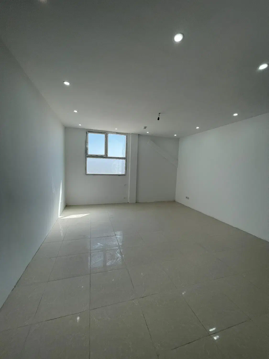 آپارتمان با قیمت ویژه|فروش آپارتمان|هشتگرد, فاز ۷ مهستان|دیوار