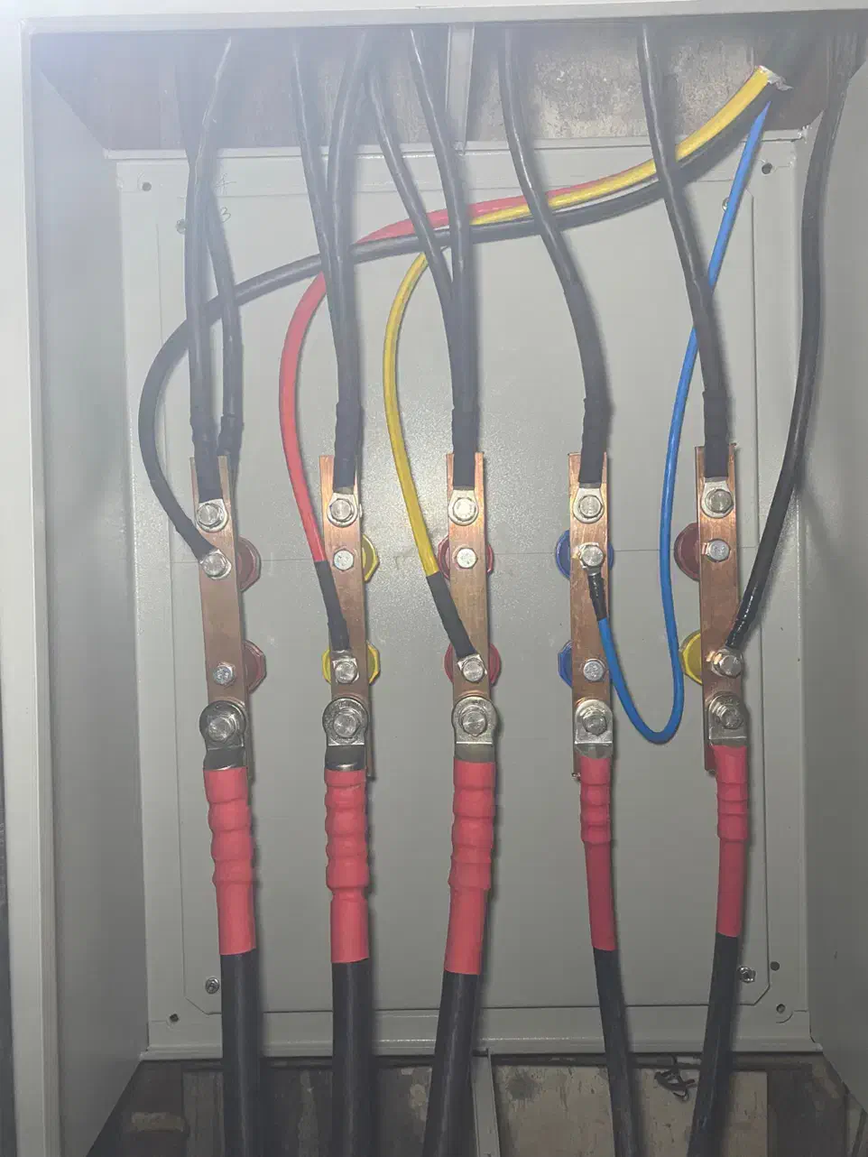 شاگرد برقکار|استخدام صنعتی، فنی، مهندسی|چالوس, |دیوار