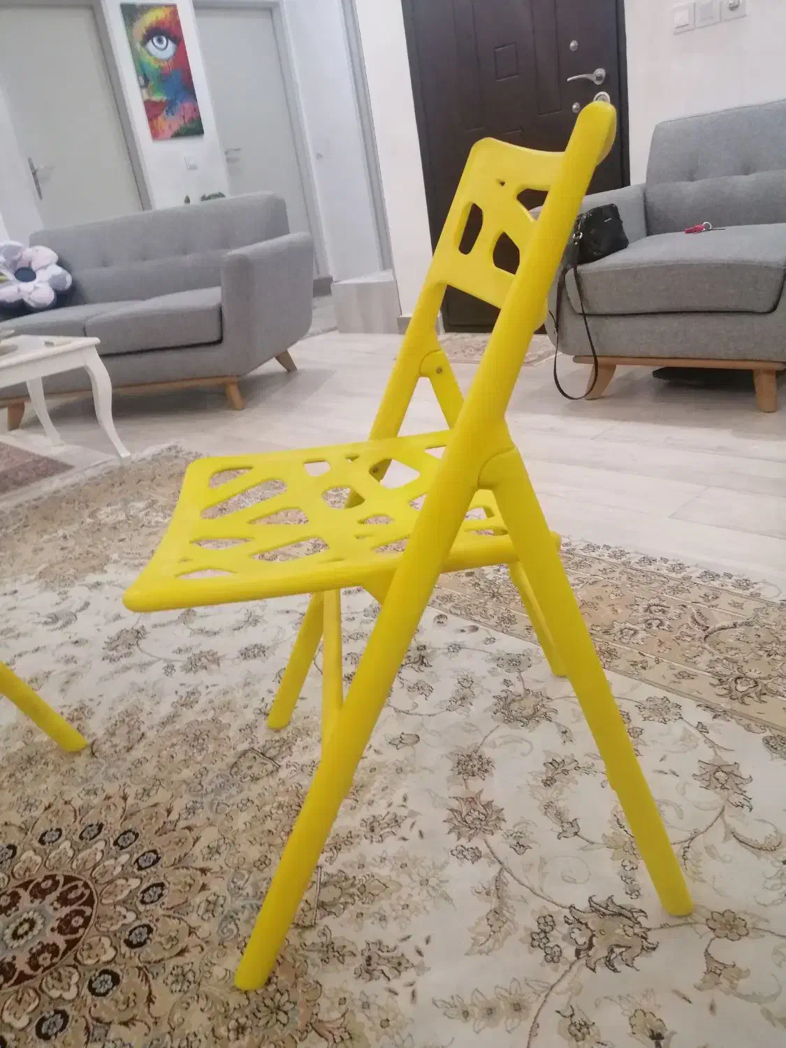 صندلی پلاستیکی فشرده|صندلی و نیمکت|رشت, نظری|دیوار