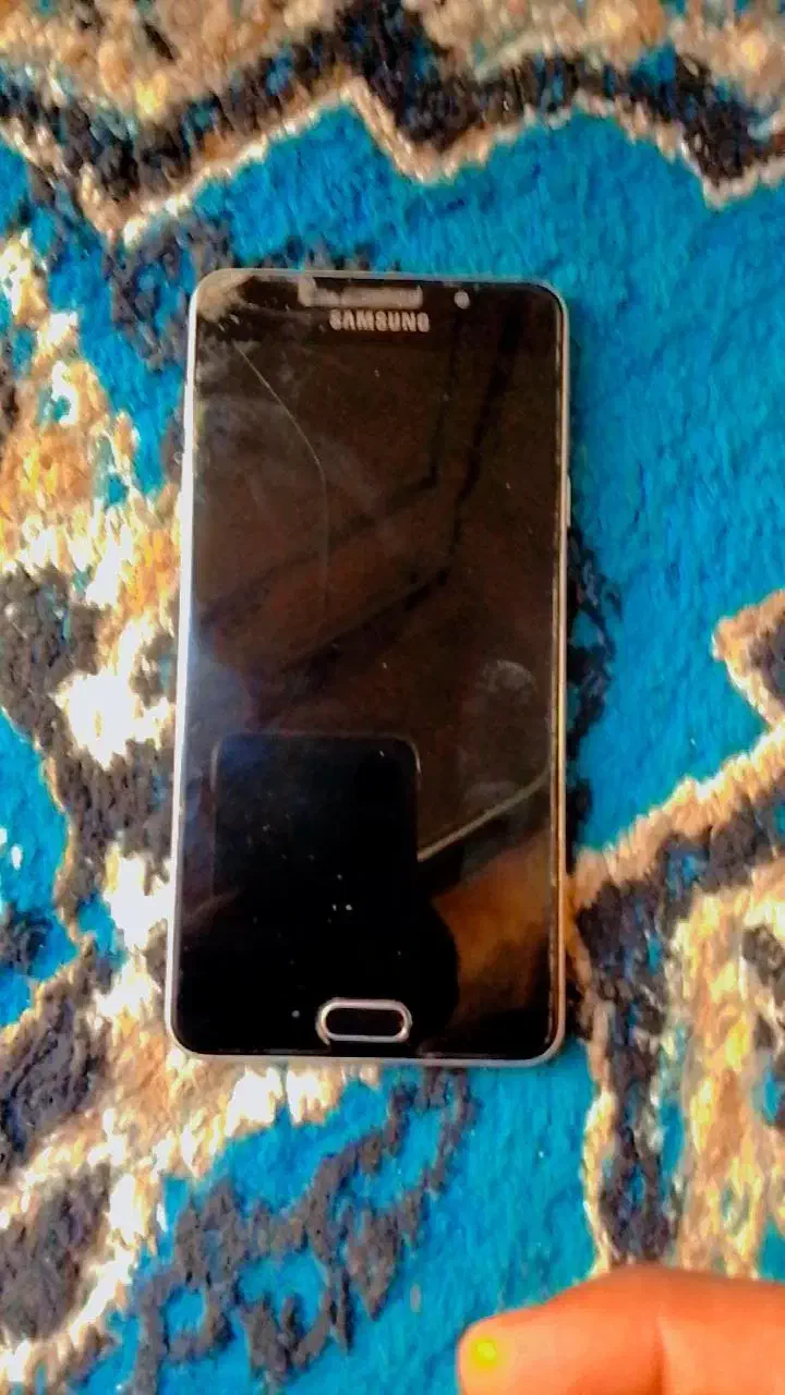 قیمت هم عالی|موبایل|نیک شهر, |دیوار