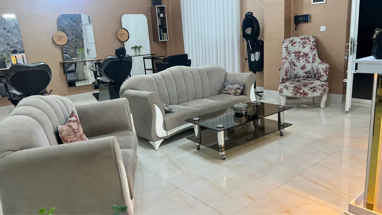 مبل راحتی قیمت عالی|مبلمان خانگی و میز عسلی|بم, |دیوار