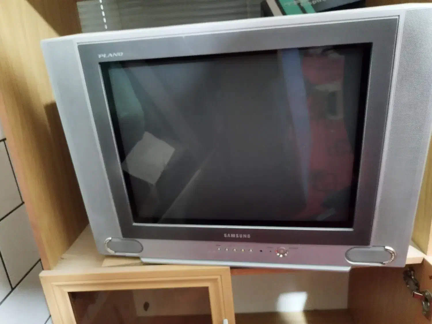 تلویزیون|تلویزیون و پروژکتور|کرمان, |دیوار