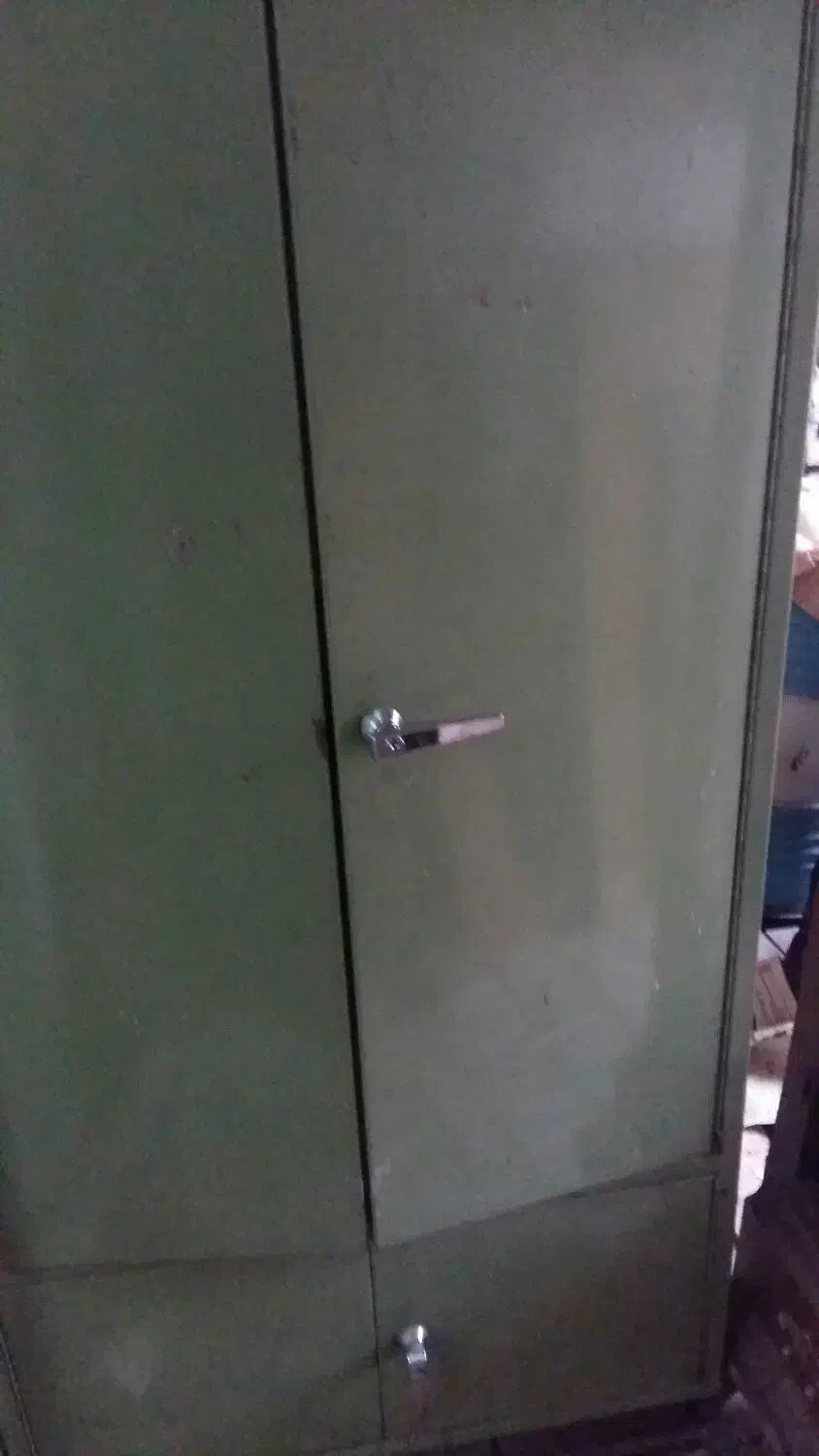 کمد آهنی|جاکفشی، کمد، دراور|تبریز, |دیوار