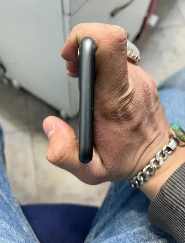 iphone 11  64 GB|موبایل|مشهد, استاد یوسفی (شهرک غرب)|دیوار