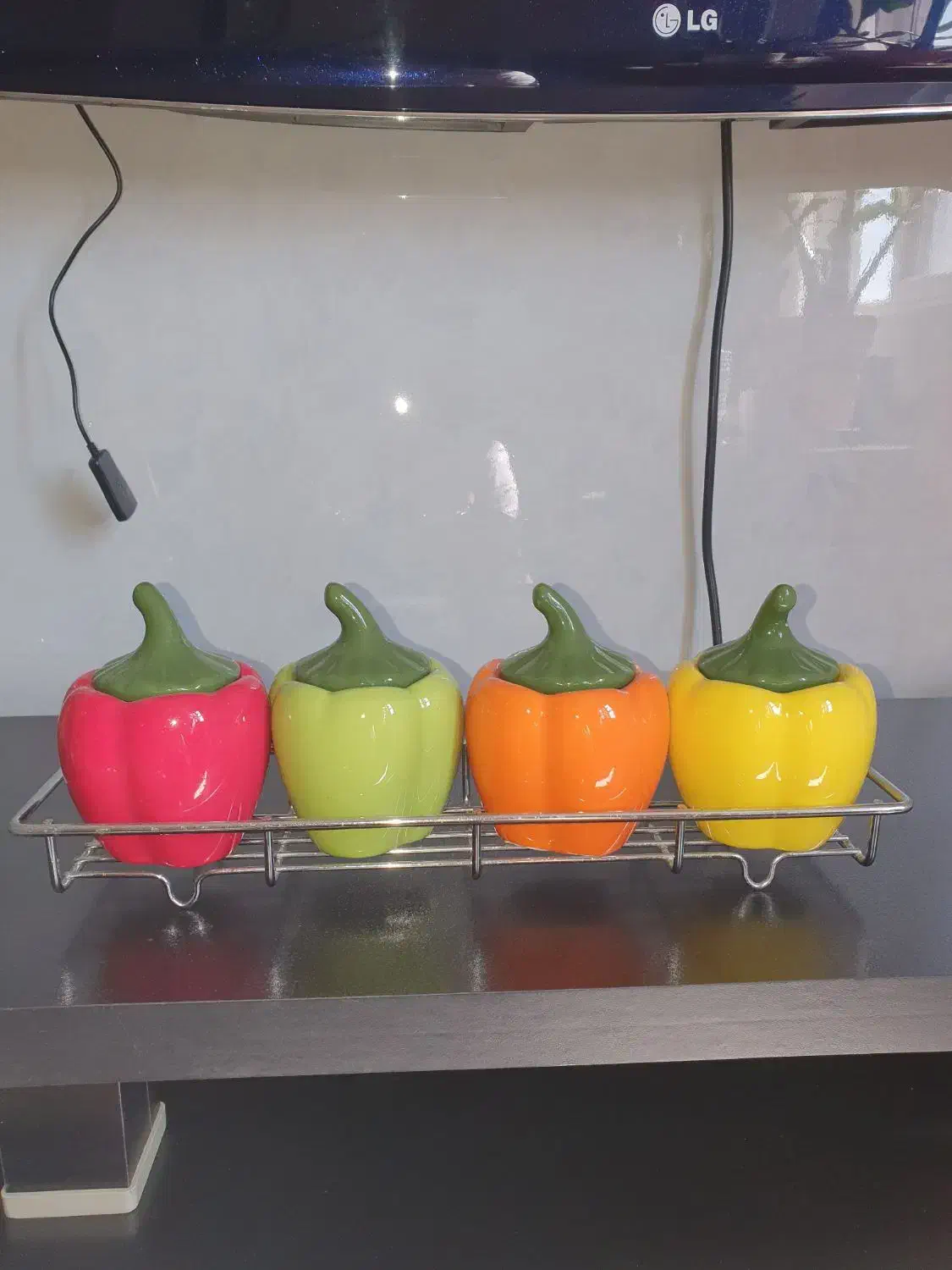 جا ادویه|ظروف نگهدارنده، پلاستیکی، یک‌بارمصرف|هشتگرد, فاز ۷ مهستان|دیوار