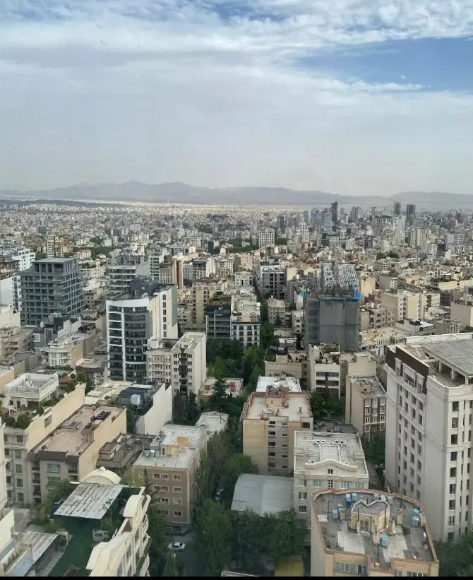 گلشن اساتید ۹۰متر ۲نبش/خوش پلان و غرق نور|فروش آپارتمان|خرم‌آباد, |دیوار