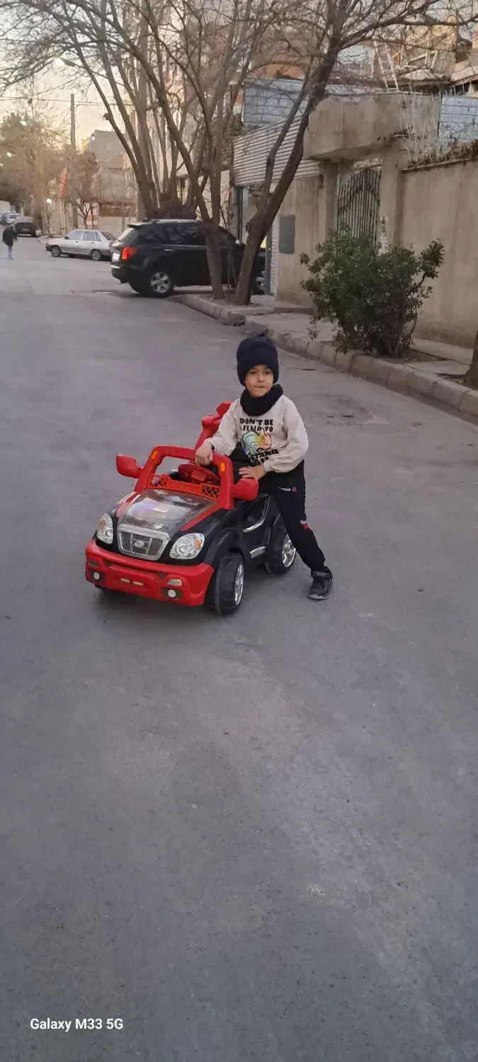 ماشین شارژی|اسباب‌‌بازی|مشهد, رضاشهر|دیوار