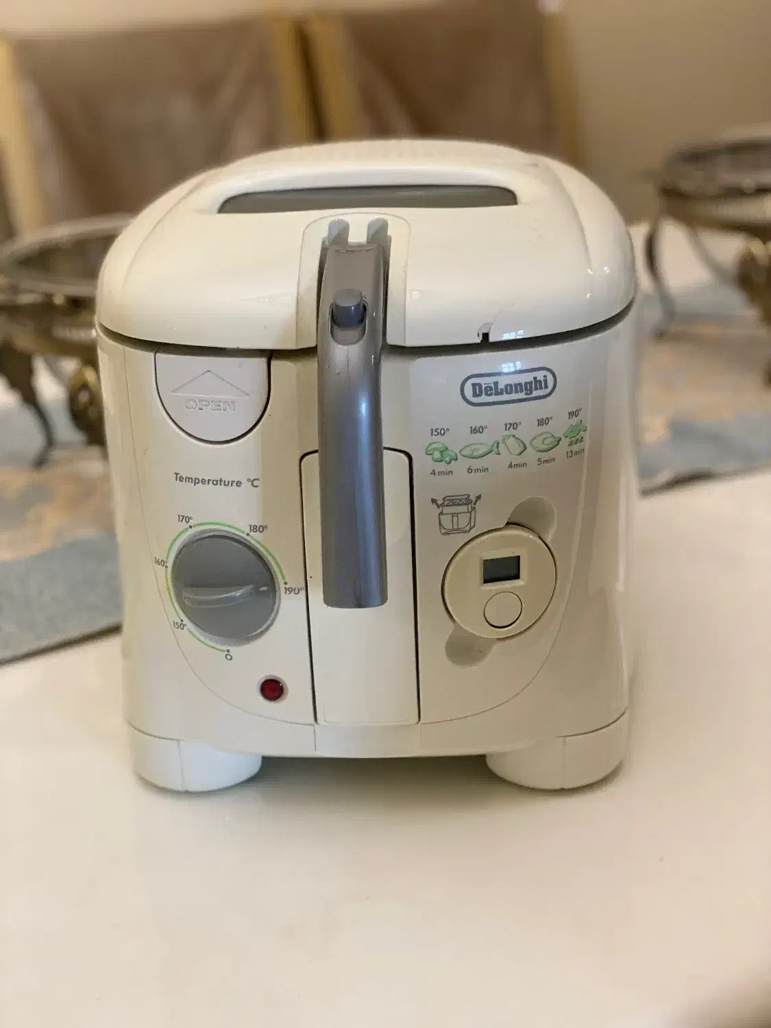 سرخ کن بزرگ دلونگی|اجاق گاز و لوازم برقی پخت‌وپز|رشت, چله خانه|دیوار