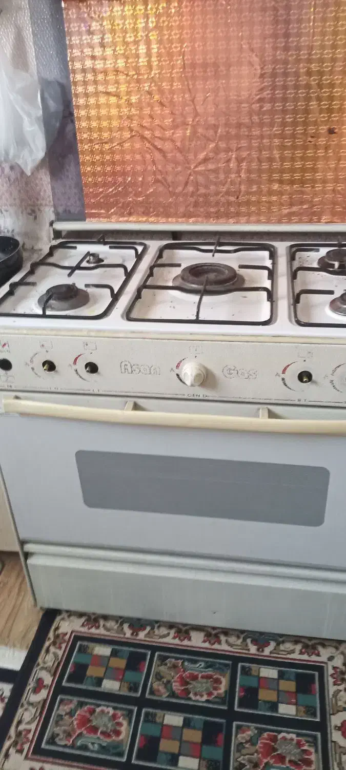 اجاق گاز تمیز فندک دار|اجاق گاز و لوازم برقی پخت‌وپز|دورود, |دیوار