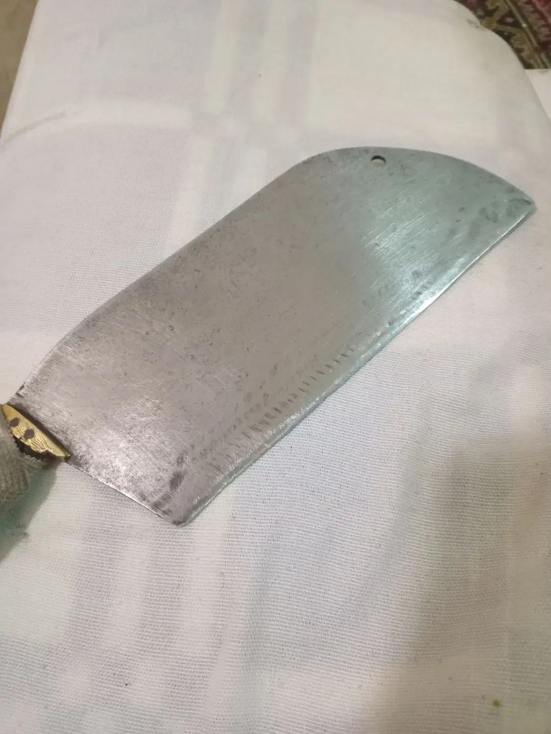 ساتور قدیمی وسالم تیز،|ظروف پختوپز|دهگلان, |دیوار