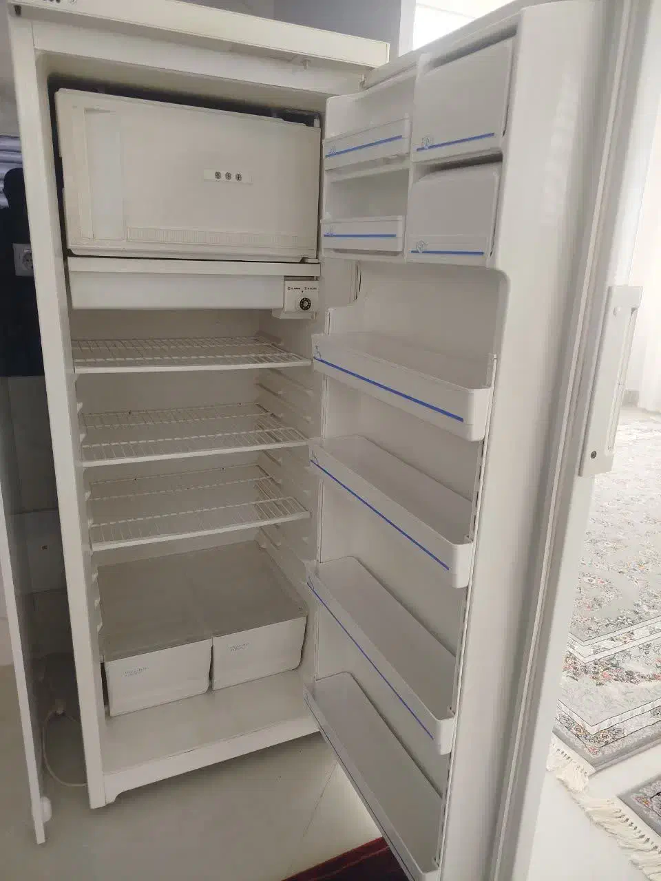 یخچال پارس و فریزر آزمایش|یخچال و فریزر|گناباد, |دیوار