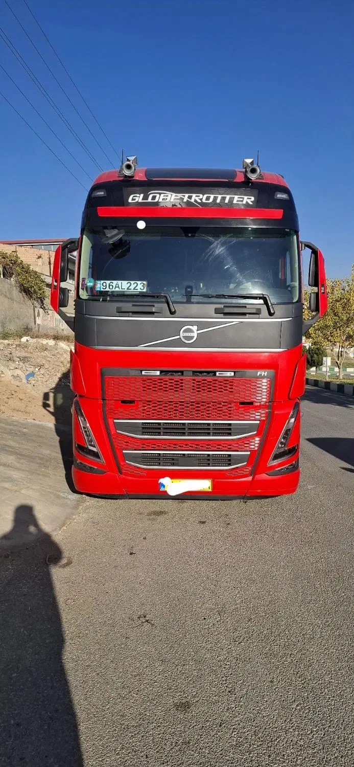 ولوو اف اچ 500مدل2021نیوفیس خودران|خودرو سنگین|اسلام‌شهر, شهرک احمدیه|دیوار