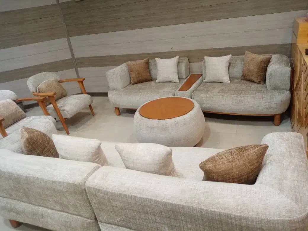 زیرکار زن و روکوب مبلمان|استخدام صنعتی، فنی، مهندسی|شیراز, شهرک صنعتی شیراز|دیوار